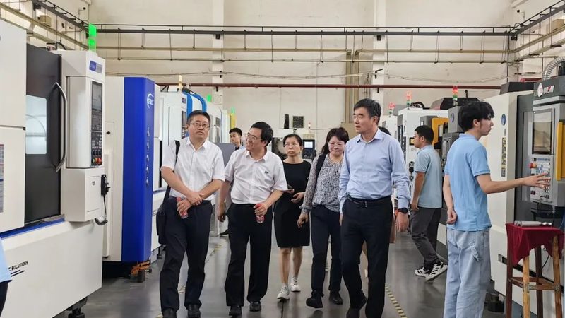 二手冷冻设备移机拆管收氟，揭秘专业拆装流程